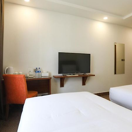 Sunrise Hotel Tashkent Luaran gambar